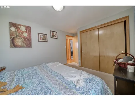 435 S 8th Street St. Helens OR 97051