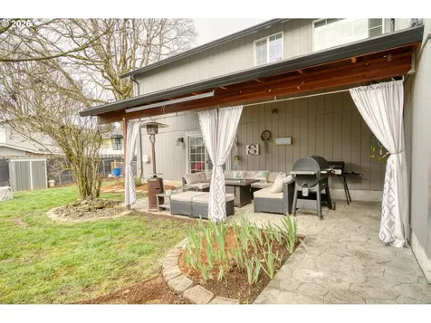 435 S 8th Street St. Helens OR 97051