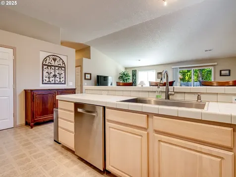 6612 NE 163rd Avenue Vancouver WA 98682
