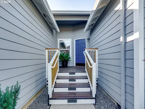 6612 NE 163rd Avenue Vancouver WA 98682