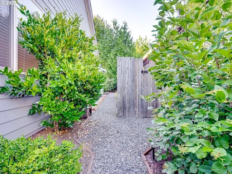 6612 NE 163rd Avenue Vancouver WA 98682