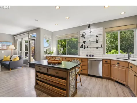 11955 SW Turnstone Avenue Beaverton OR 97007