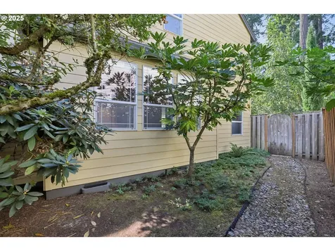 11955 SW Turnstone Avenue Beaverton OR 97007