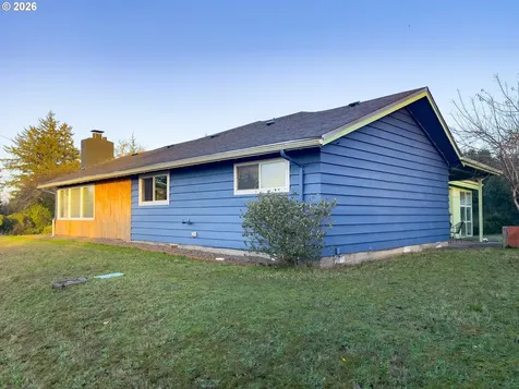345 S Crestline Drive Waldport OR 97394