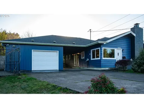 345 S Crestline Drive Waldport OR 97394