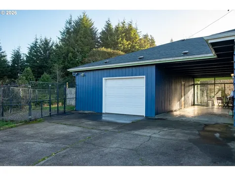 345 S Crestline Drive Waldport OR 97394