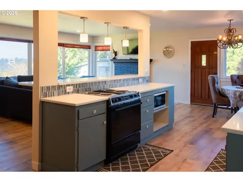 345 S Crestline Drive Waldport OR 97394