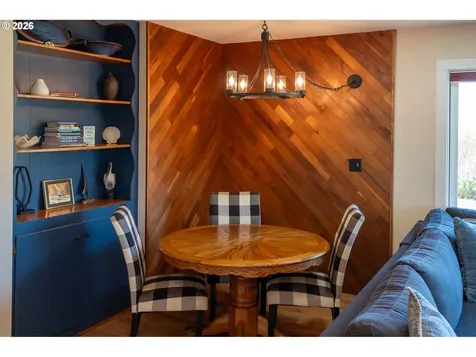 345 S Crestline Drive Waldport OR 97394