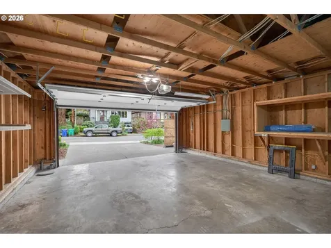 5615 SE Oak Street Portland OR 97215