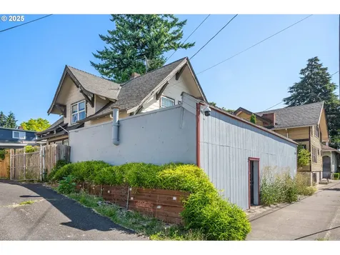 3403 NE Broadway Street Portland OR 97232