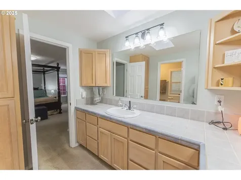 11509 NE Sylvan Terrace Vancouver WA 98686