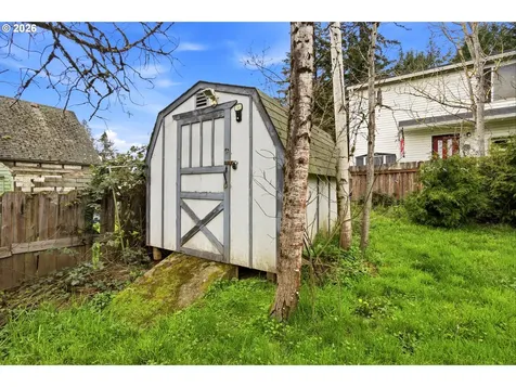 768 NE Main Street Willamina OR 97396