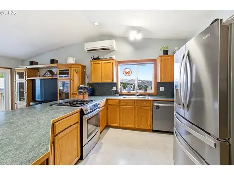 768 NE Main Street Willamina OR 97396