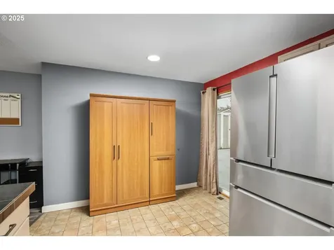 1735 NE 17th Avenue Hillsboro OR 97124