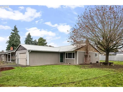 1735 NE 17th Avenue Hillsboro OR 97124