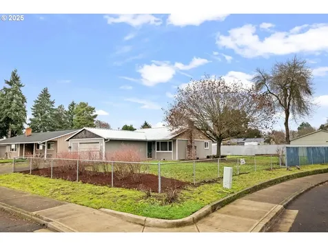 1735 NE 17th Avenue Hillsboro OR 97124