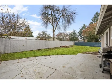 1735 NE 17th Avenue Hillsboro OR 97124
