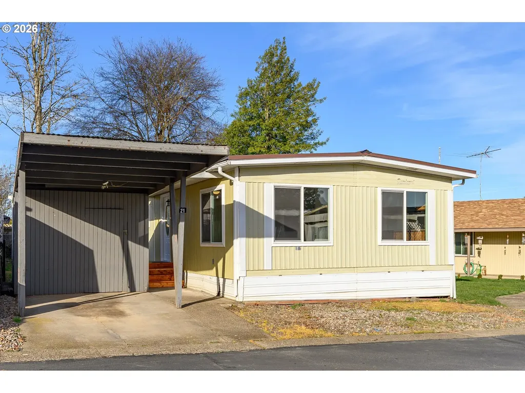 500 N Gilwood Street Carlton OR 97111
