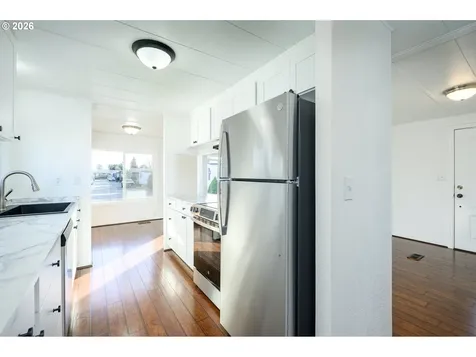 500 N Gilwood Street Carlton OR 97111