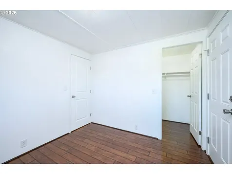 500 N Gilwood Street Carlton OR 97111