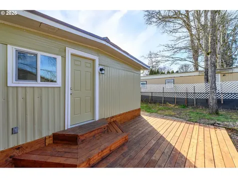 500 N Gilwood Street Carlton OR 97111