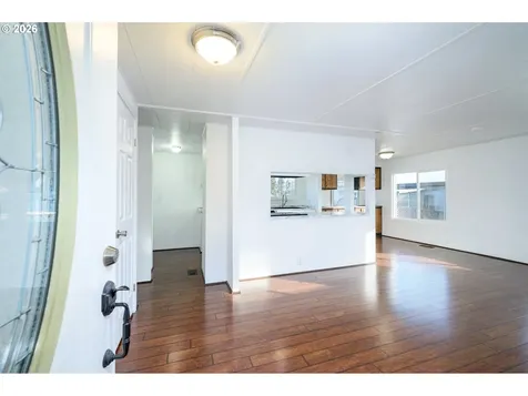500 N Gilwood Street Carlton OR 97111