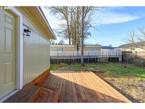 500 N Gilwood Street Carlton OR 97111