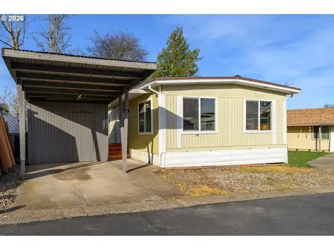 500 N Gilwood Street Carlton OR 97111