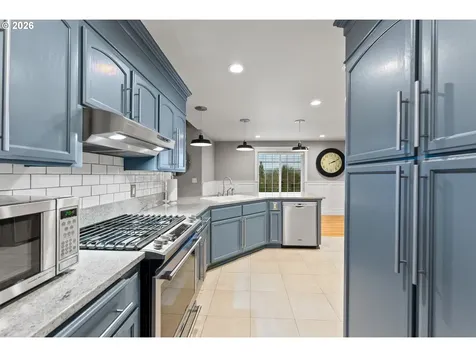 235 Melrose Terrace Lane Roseburg OR 97471