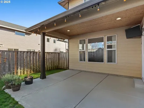 38323 Juniper Street Sandy OR 97055