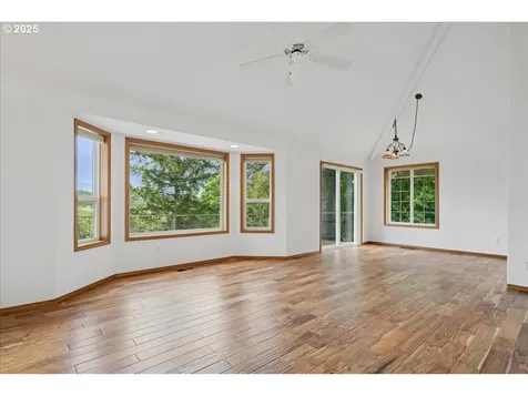21470 SW Eagle Point Road Mcminnville OR 97128