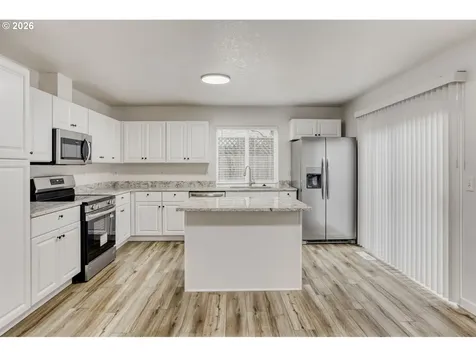 7642 SW 205th Terrace Beaverton OR 97007