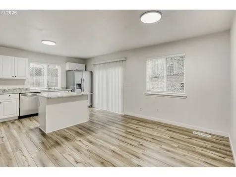 7642 SW 205th Terrace Beaverton OR 97007