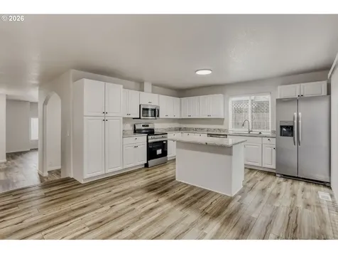 7642 SW 205th Terrace Beaverton OR 97007