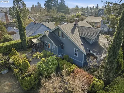 7060 SE 13th Avenue Portland OR 97202