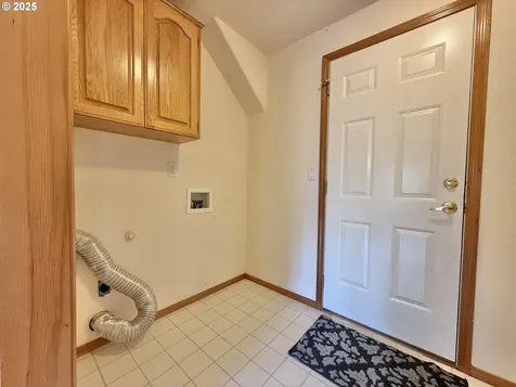 506 NW 107th Street Vancouver WA 98685