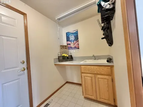 506 NW 107th Street Vancouver WA 98685
