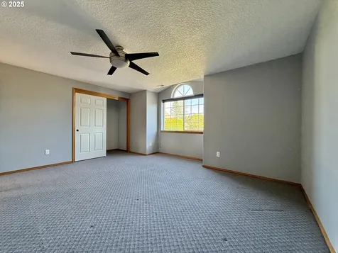 506 NW 107th Street Vancouver WA 98685