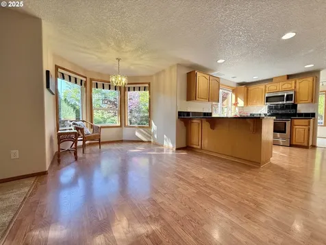 506 NW 107th Street Vancouver WA 98685