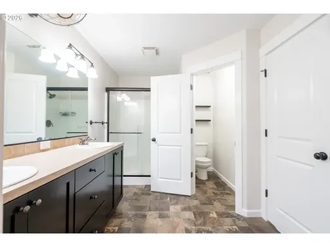 489 Tulip Avenue Woodburn OR 97071