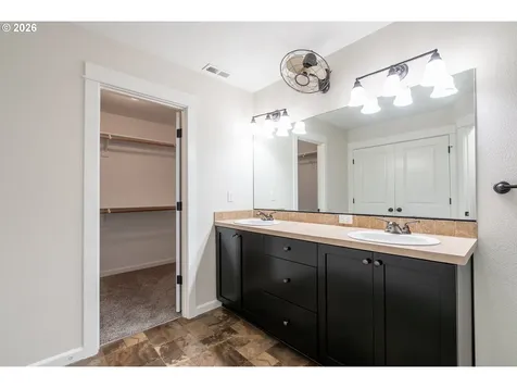 489 Tulip Avenue Woodburn OR 97071
