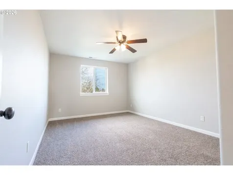 489 Tulip Avenue Woodburn OR 97071