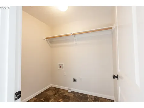 489 Tulip Avenue Woodburn OR 97071