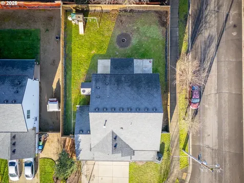 489 Tulip Avenue Woodburn OR 97071
