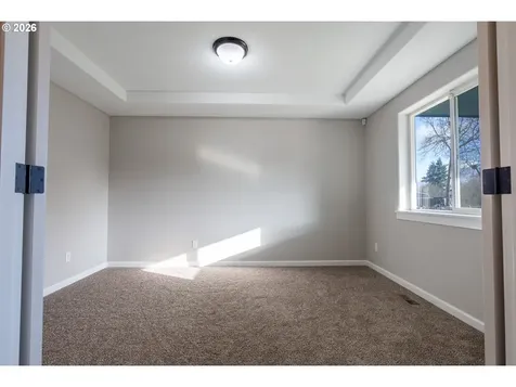 489 Tulip Avenue Woodburn OR 97071