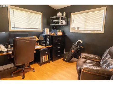 509 NW Elwood Drive Winston OR 97496