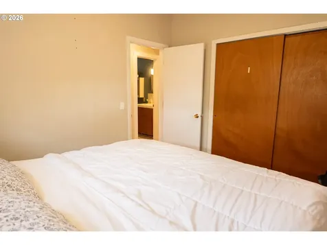 509 NW Elwood Drive Winston OR 97496