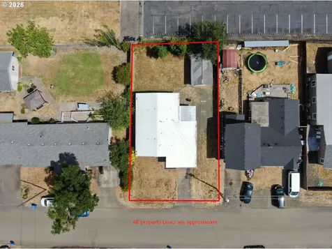 509 NW Elwood Drive Winston OR 97496