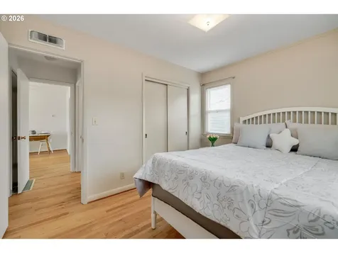 406 Eastfield Drive Oregon City OR 97045