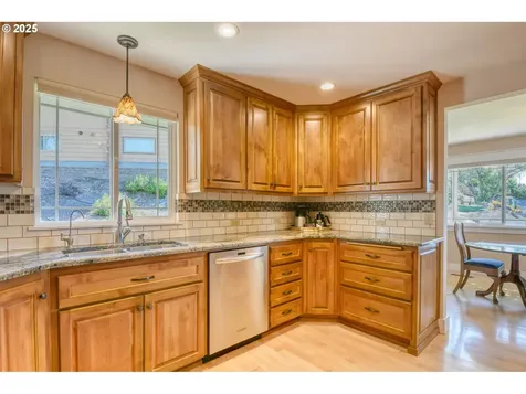 1329 NW Horn Avenue Pendleton OR 97801
